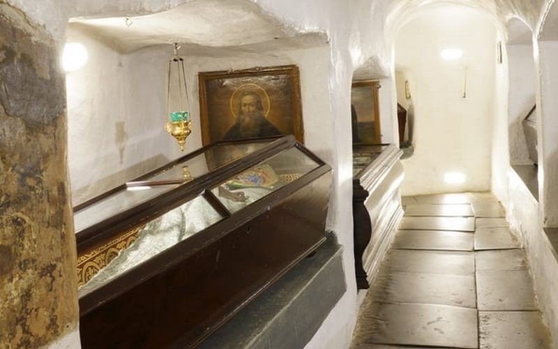 УПЦ МП відкрили доступ до печер та мощів в Києво-Печерській лаврі