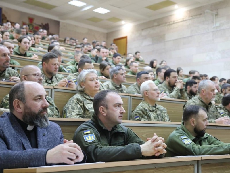 Військові капелани проходять підготовку в університеті Шевченка