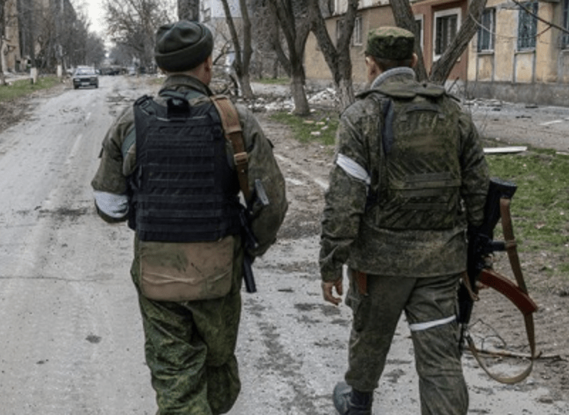 Військові РФ грабують будинки українців, а вкрадене продають в інших містах