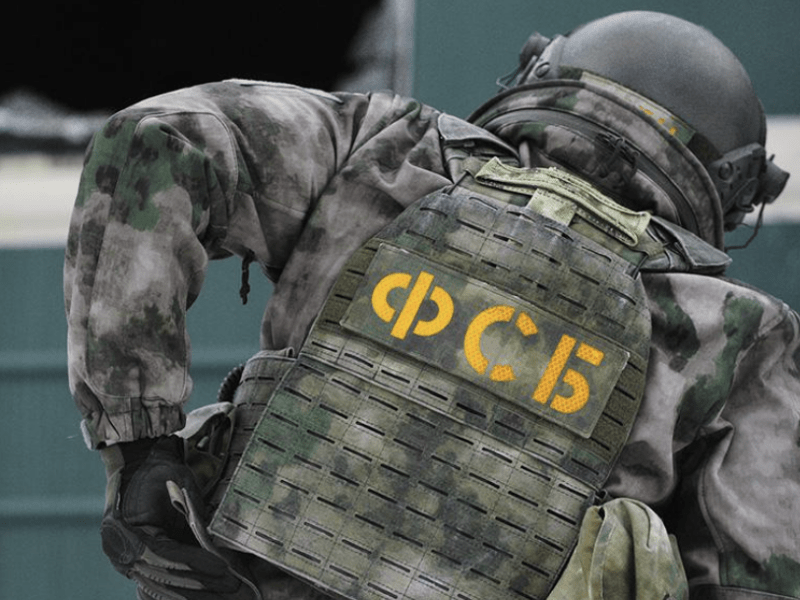 Роздягають та б’ють: росіяни катують українців у Криму