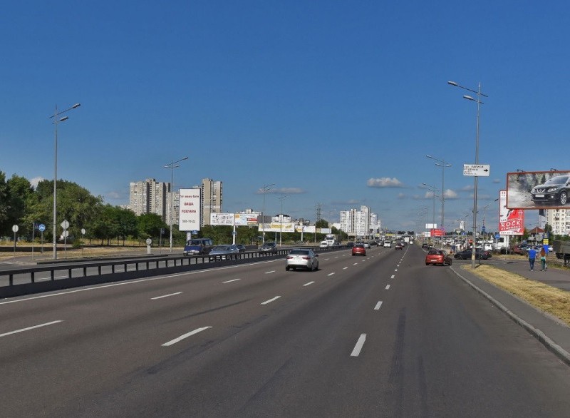 Дозволена швидкість на низці вулиць Києва зросла до 80 км/год – перелік