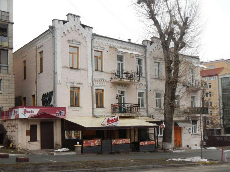 У Києві зносять “Будинок з мухами”