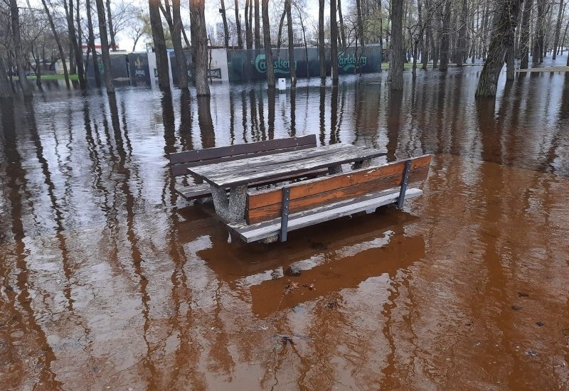 Два дні росте рівень води в Києві – КМВА