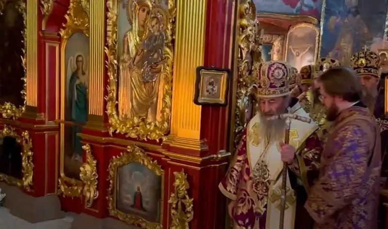 Попри заборону: Онуфрій очолив недільну службу в Києво-Печерській лаврі