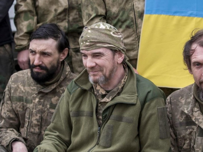 На Великдень Україна повернула з російського полону ще 130 захисників