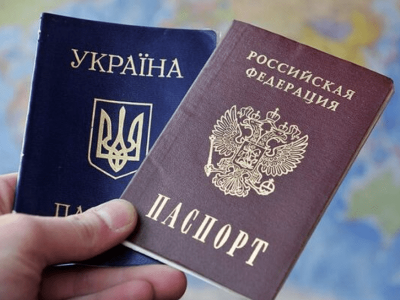На окупованих територіях вчителів примушують відмовлятися від українського громадянства