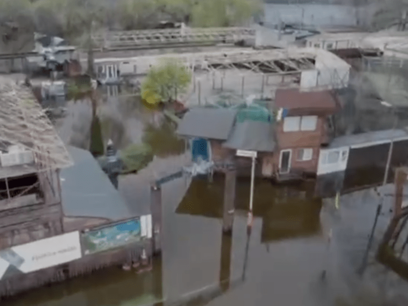 Велика вода накрила столичний парк «Муромець» (ВІДЕО)