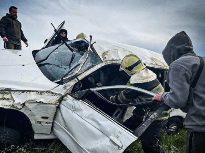 Смертельна ДТП у Фастові: водія деблокували з понівеченої автівки