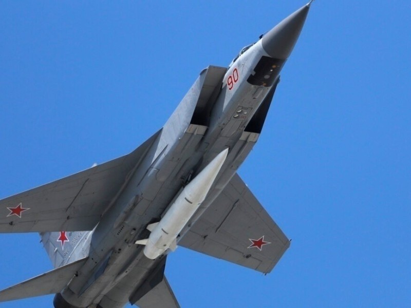 Українська ППО збила російську ракету “Кинджал”