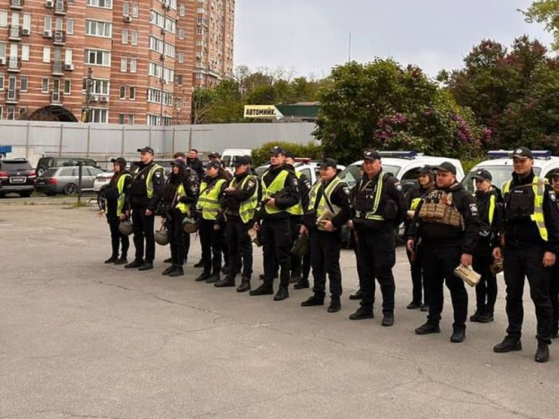Поліцейські столиці посилили заходи безпеки в місті 8 та 9 травня