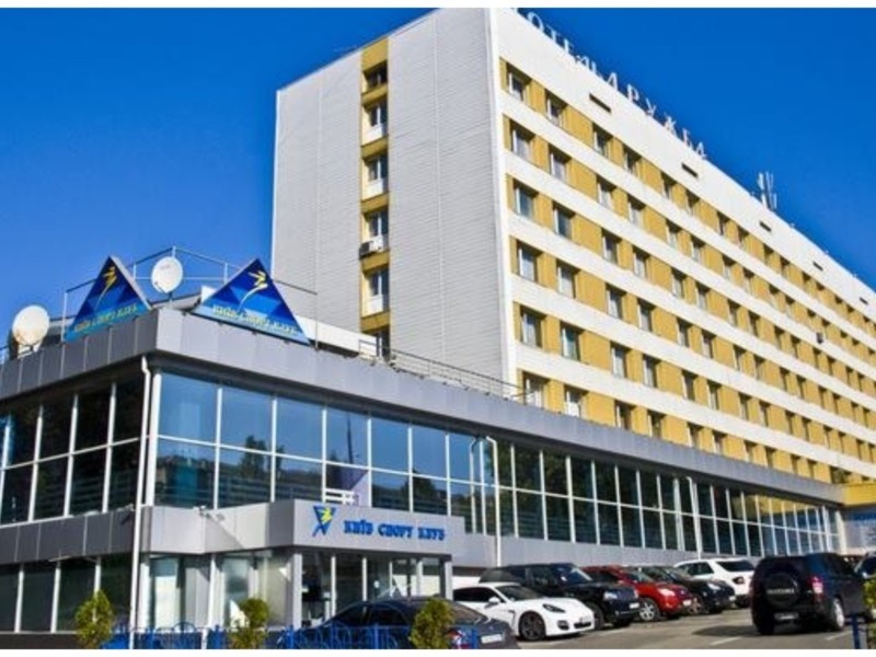 АРМА шукає управителів для готелю «Дружба» у Києві