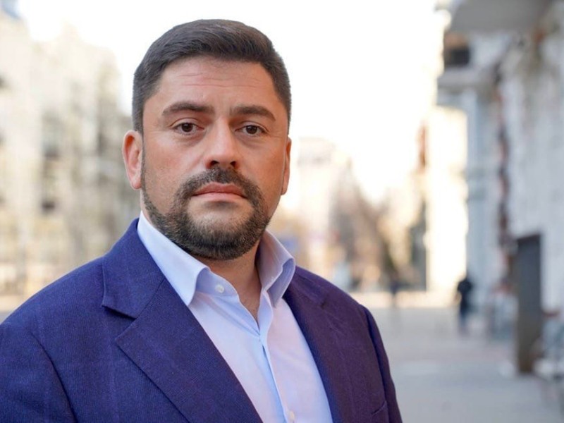 У “Слузі народу” говорять, що обвинувачений у хабарництві депутат Київради, не прийшов у суд бо хворіє