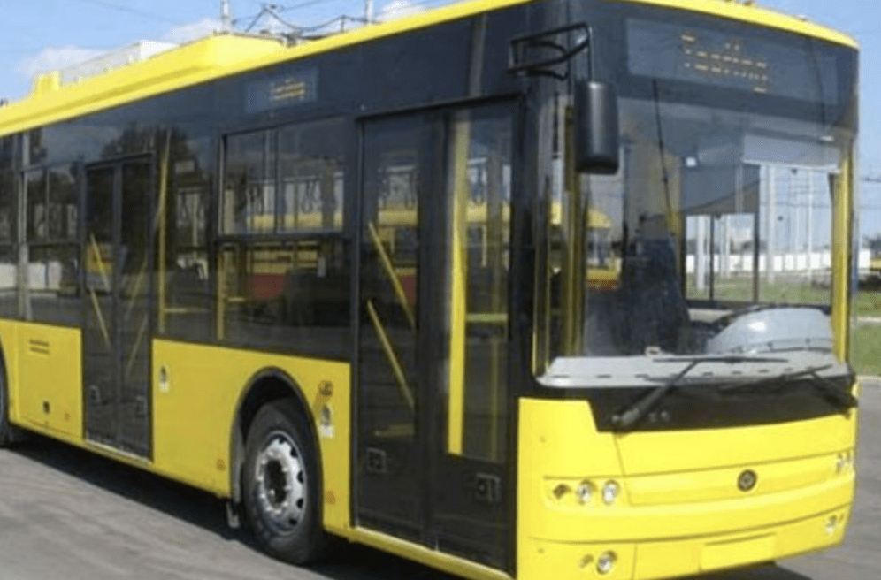 До уваги пасажирів: у Києві змінено рух тролейбусів №8