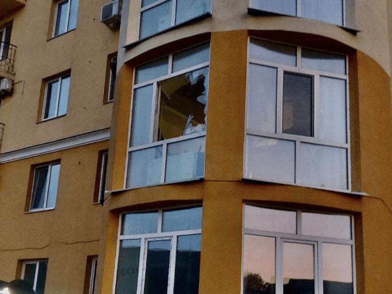 На Київщині внаслідок нічної атаки пошкоджені 17 житлових об’єктів, є постраждалі (фото)
