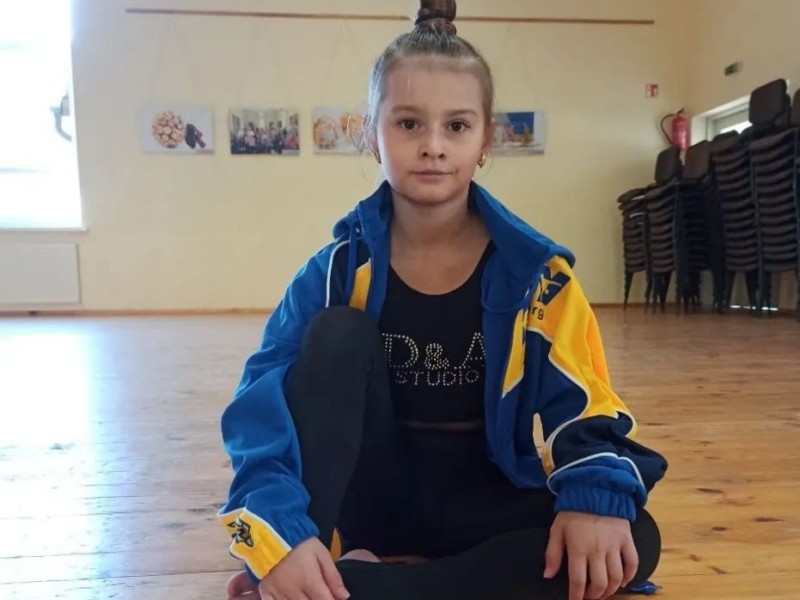 8-річна бучанка стала дворазовою чемпіонкою світу з акробатики