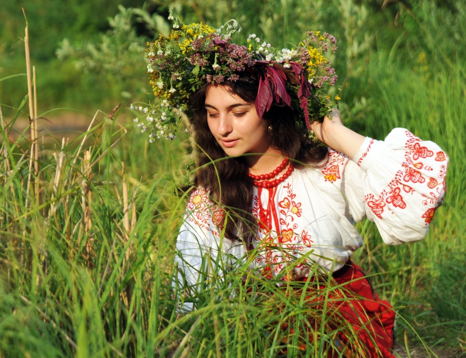 Незабаром свято Купайла: «Мамаєва Слобода» оголошує про купальські ...