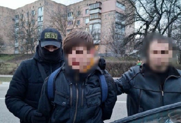 Здавав ворогу позиції ЗСУ за “30 срібняків”: на Київщині судитимуть юнака