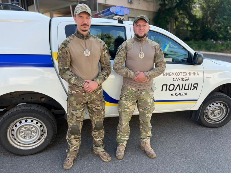 Двоє поліцейських запобігли масштабному вибуху в Києві