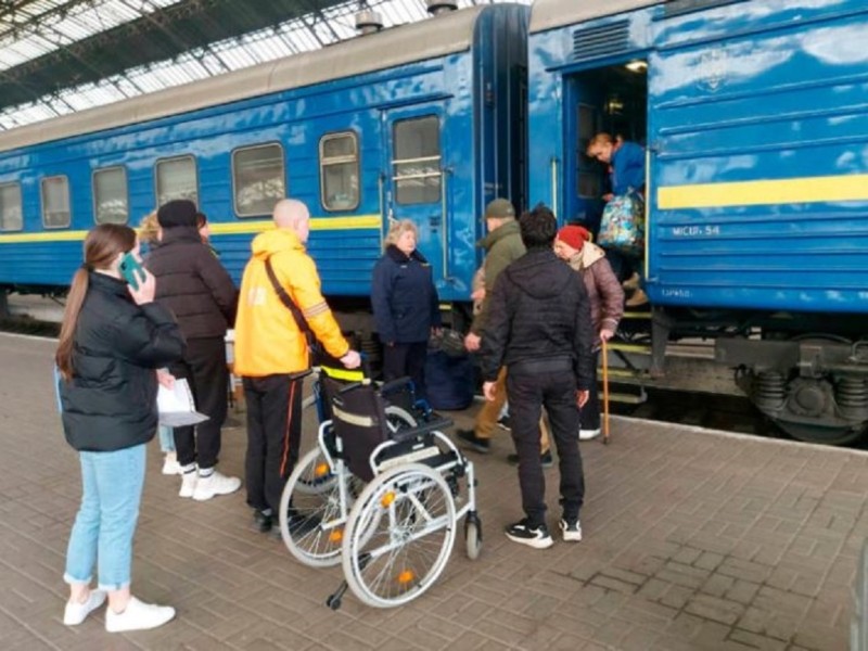 До кінця року на вокзалі Київ-Пасажирський запрацюють ліфти для людей з інвалідністю