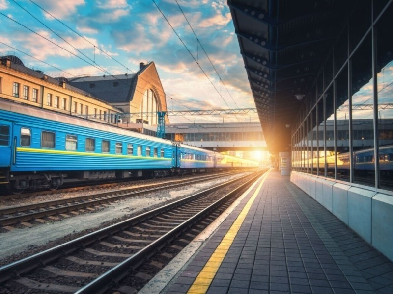 “Укрзалізниця” на літо змінює розклад приміських поїздів Київ – Фастів