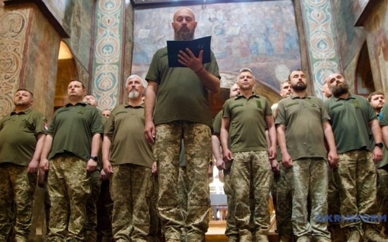 У Києві відбувся випуск військових капеланів
