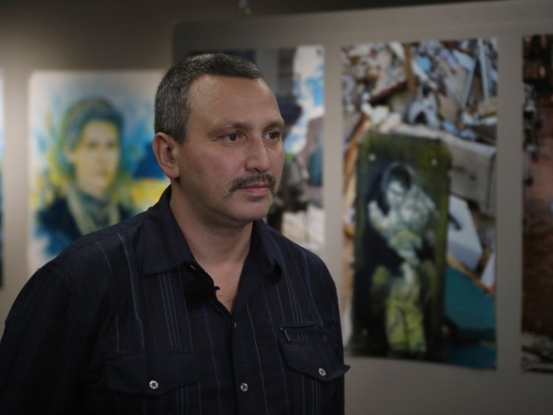 Французький Бенксі презентував у Києві виставку портретів загиблих українських героїв