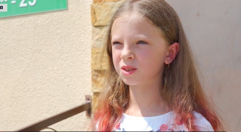 «Мрію, щоб Україна перемогла якнайшвидше»: 9-річна волонтерка з Квітневого збирає кошти для ЗСУ