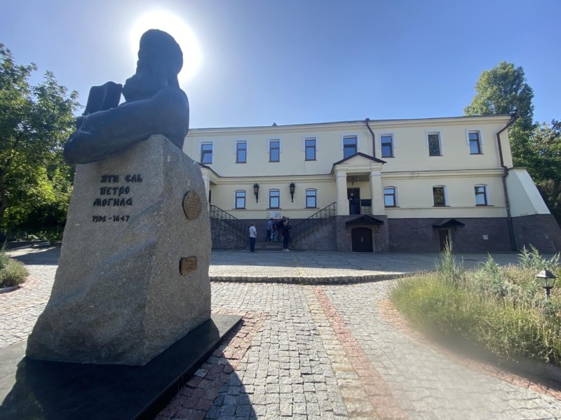 Духовна академія та семінарія УПЦ звільнила приміщення Києво-Печерської лаври