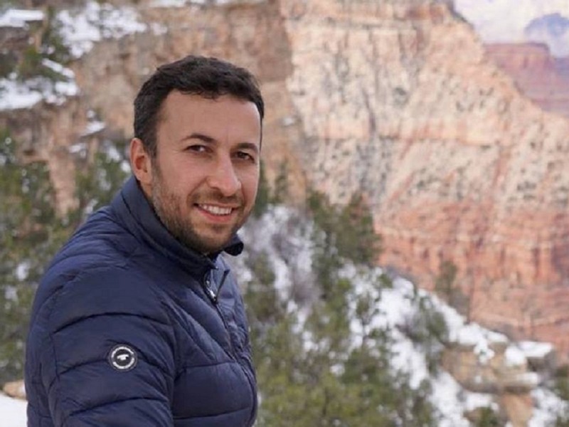 Новинар Азад Сафаров, що висвітлює війну в Україні, став переможчем міжнародної премії “Еммі”