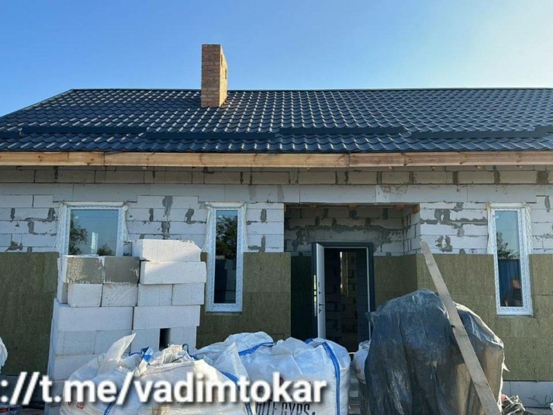 У Макарівській громаді будують 10 будинків для сімей, що втратили житло через російську агресію