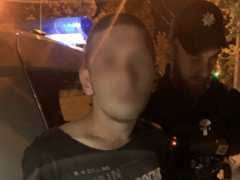 Перебував у розшуку: у Києві затримали закладника з наркотиками