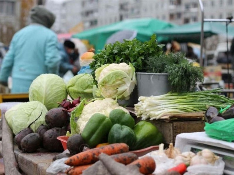 Ярмарки у Києві: де на вихідних придбати свіжі овочі і фрукти