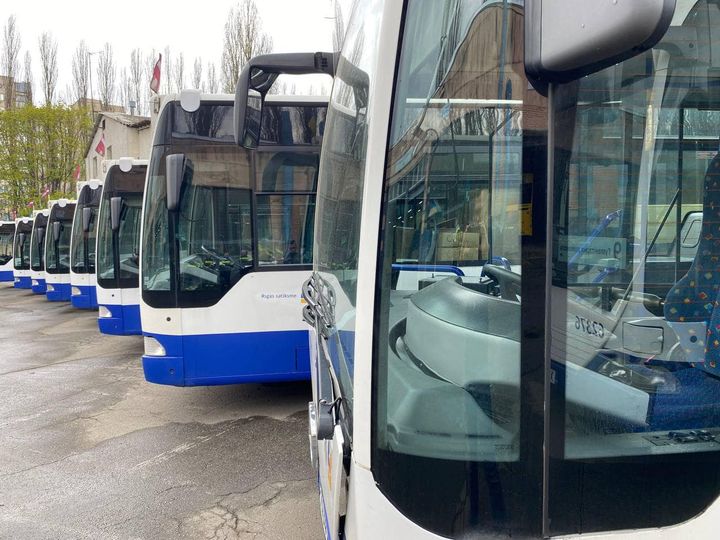 За час воєнного стану Київ отримав 105 автобусів від європейців – скільки із них використовуються