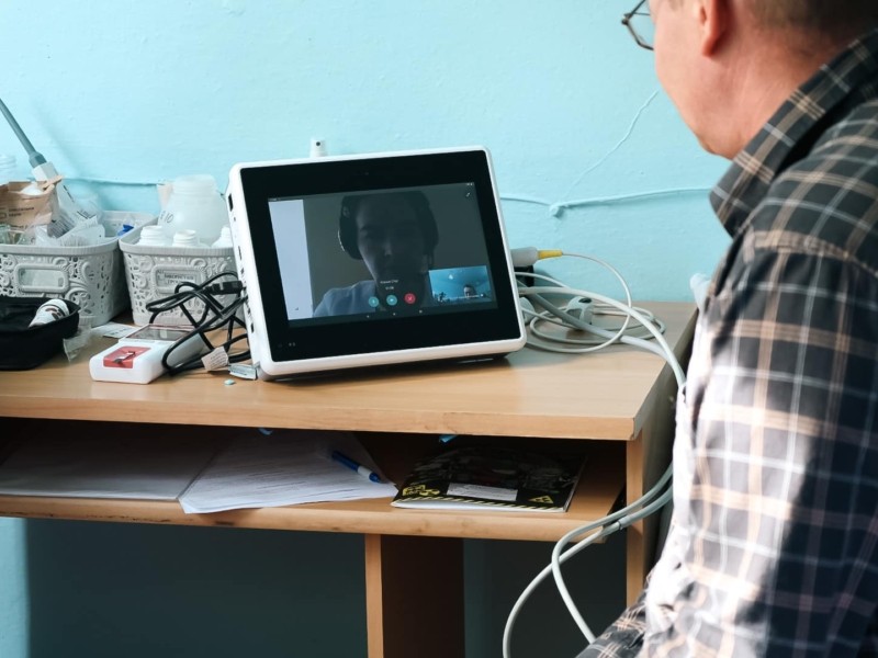 Новий формат медпослуг для сіл: у Медвинській громаді відкрили муніципальну мобільну телемедичну службу