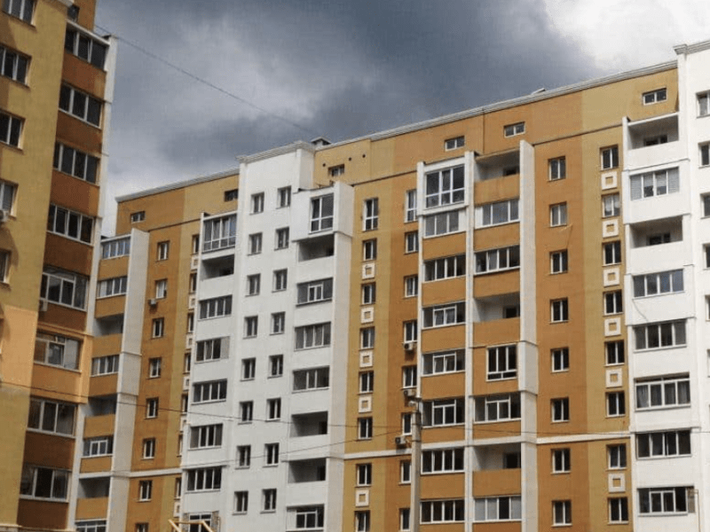 На пошкоджених об’єктах Київщини додатково замінять вікна ще на 1 млн доларів