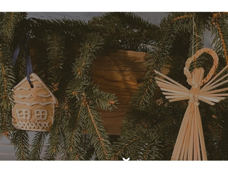 Зимові свята за новим календарем: коли вітати Катерину, Василя, Андрія, колядувати та стрибати в ополонку
