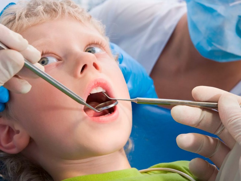 Профілактика хвороб зубів та ясен у дітей