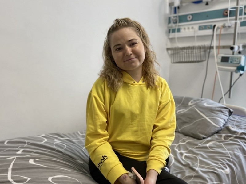 Перша та єдина в Україні пацієнтка, якій пересадили одночасно підшлункову залозу і нирку, почала водити авто