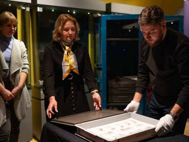 У Києво-Печерській лаврі презентували артефакти колекції «Скіфського золота»