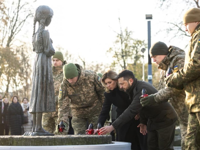 90-ті роковини Голодомору: у Києві вшанували пам’ять жертв геноциду українського народу