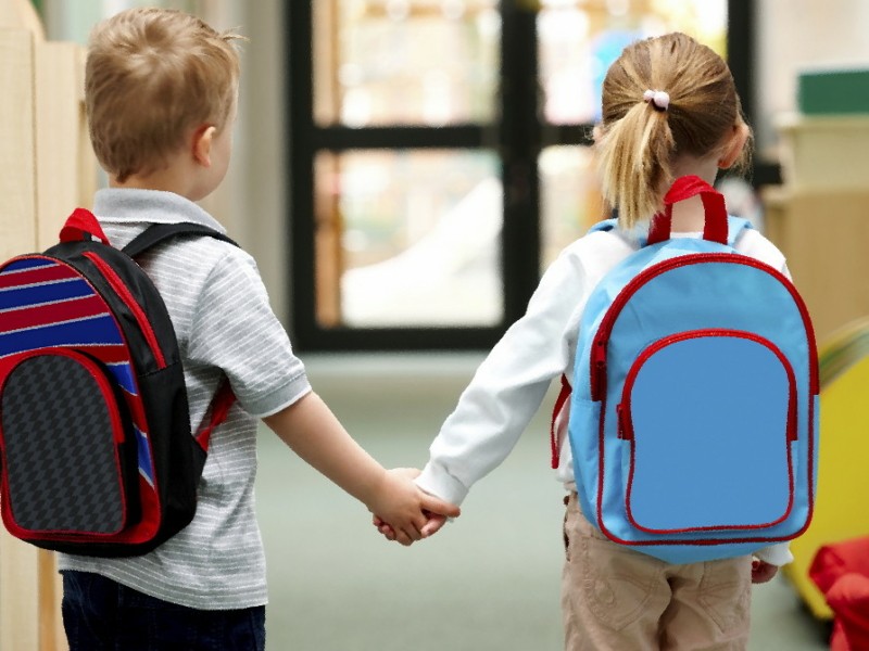 Рюкзак безпеки для школяра: у МОЗ дали список того, що туди варто покласти