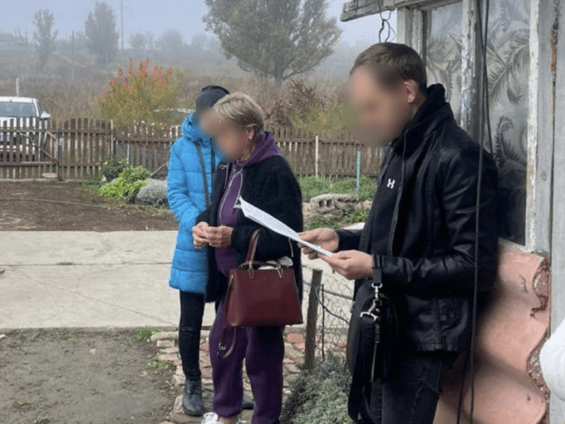 Обіцяли виплати від іноземних партнерів: у Києві чоловік та жінка ошукували переселенців під виглядом надання фінансової допомоги