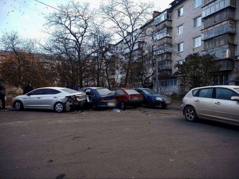 У Броварах пʼяний водій протаранив п’ять автівок