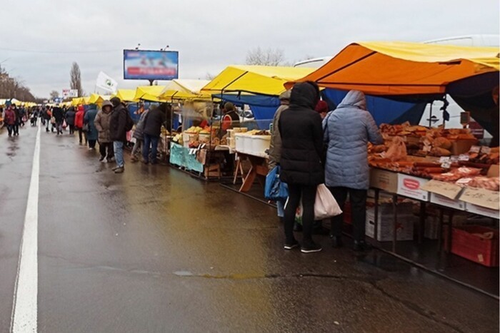 Ярмарки у Києві: де придбати свіжі овочі і фрукти у неділю