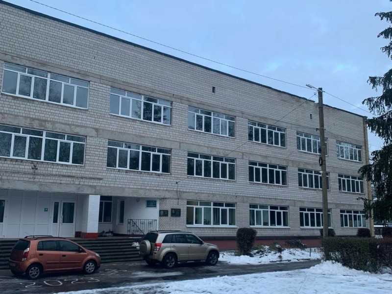 На Київщині відновлюють ліцей, що був пошкоджений на 80%