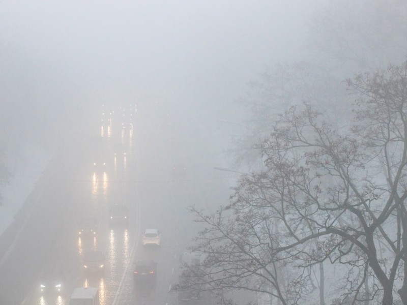 У Києві і області туман та погана видимість – які правила слід пам’ятати водіям і пішоходам у складних умовах