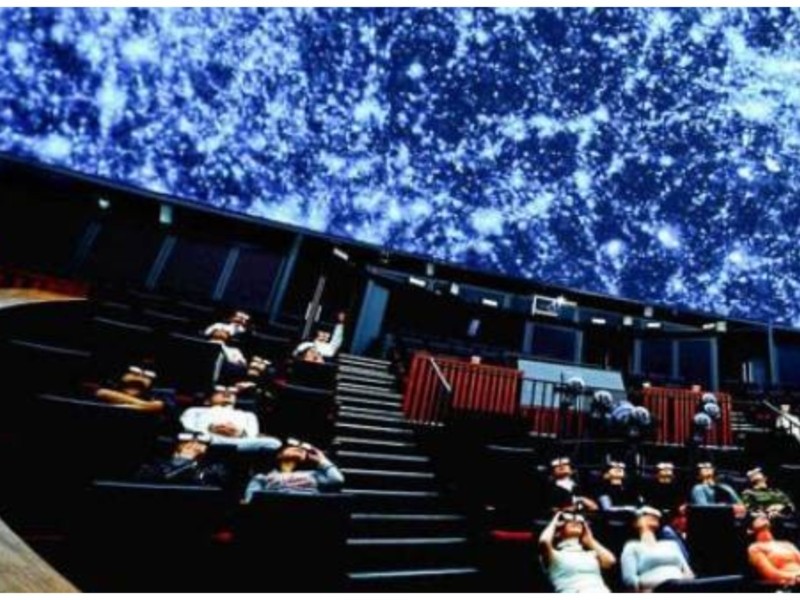 У планетарії приготували концерт класичної та вечір італійської музики під зоряним небом