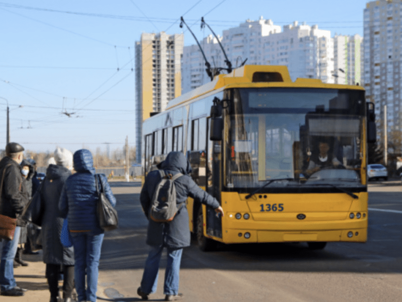 На Оболоні відновив роботу тимчасово закритий тролейбусний маршрут