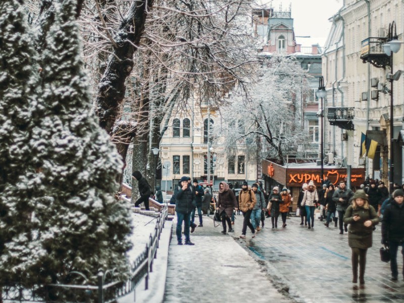 Новорічні локації Києва, які можна відвідати у січні – крижані скульптури, зелені фотолокації, старовинна міська дзвіниця та фуд-арт