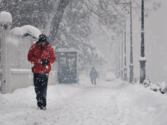 Вночі сніг, вдень дощ: на Київщині оголошено перший рівень небезпечності